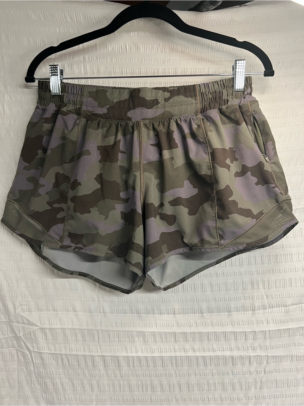 lululemon hottie hot Olive Camo Running Shorts